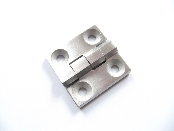 Pant čtvercový nerezový